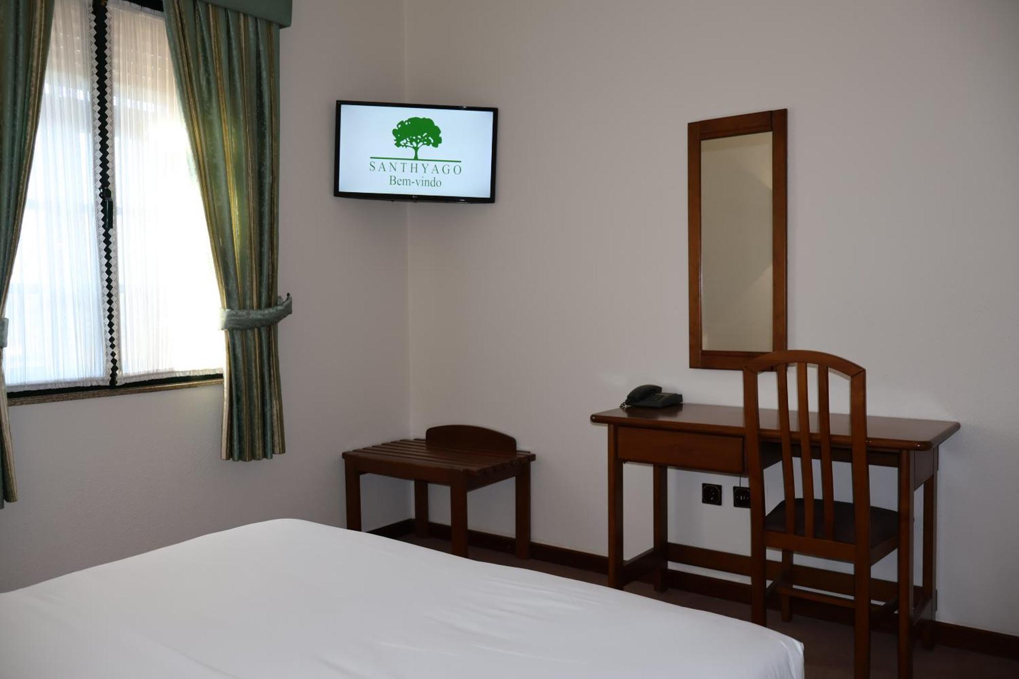 Hotel Santhyago Trofa Quarto foto